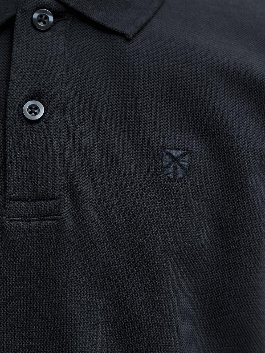model_shot-detail